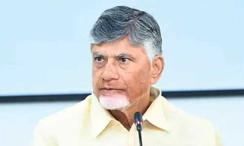 బాబు వ‌ద్ద‌న్నా ఒత్తిడి తెచ్చారు..  ఇదే టీడీపీ ఇష్యూ!