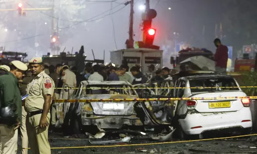 రిపబ్లిక్ డే రోజే ఎర్ర కోట టార్గెట్...షాకింగ్ నిజాలు  !