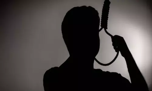 ఆన్‌లైన్ బెట్టింగ్‌ మత్తు: యువకుడి ఆత్మహత్య... జీవితం విలువైనది!