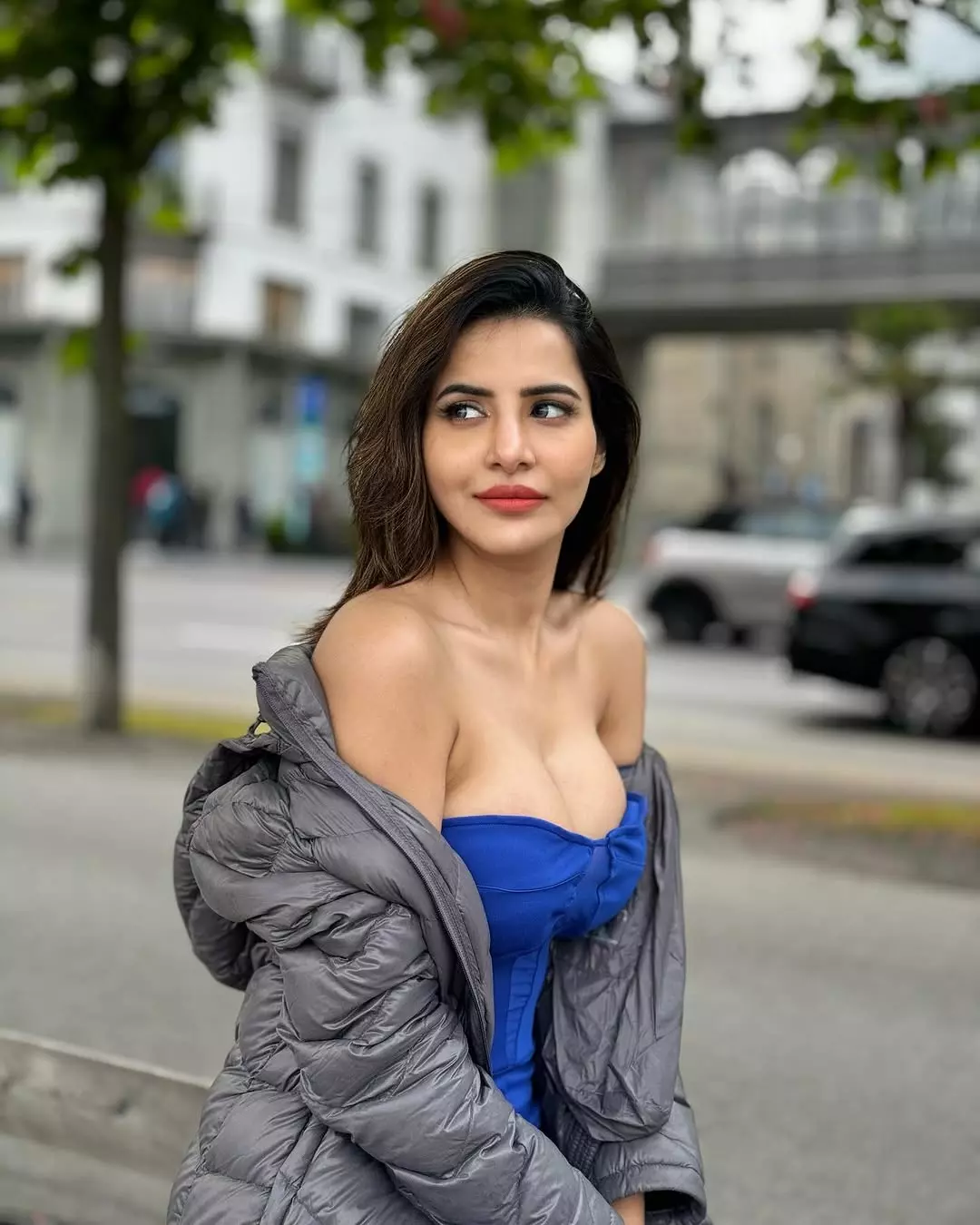 Ashu Reddy Sets New Style Goals with Her Stunning Instagram Looks