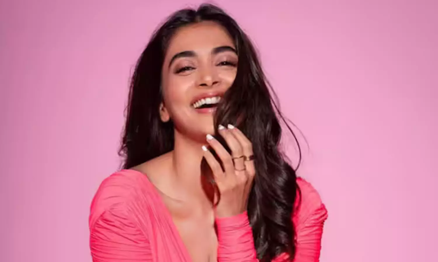 బుట్ట బొమ్మ కాన్ఫిడెన్స్ మాత్రం తగ్గట్లేదంతే..!