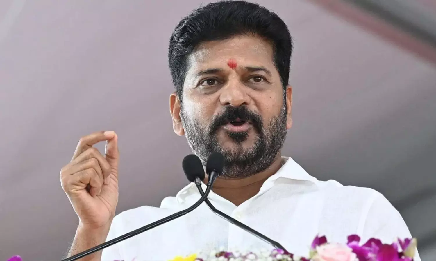 టెన్షన్ లో సీఎం రేవంత్ రాజకీయ ప్రత్యర్థులు.. అలా జరగకపోతే బాగుణ్ణు దేవుడా!