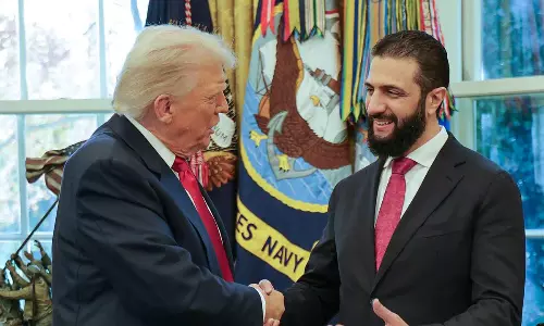 నీకు ఎంతమంది భార్యలు.. అధ్యక్షుడిని అడిగి మళ్లీ పరువు తీసుకున్న ట్రంప్