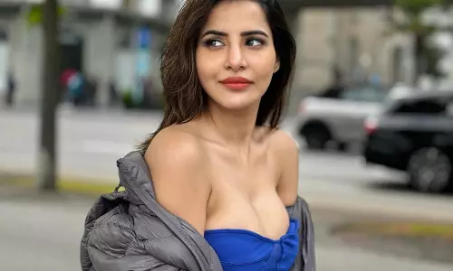 Ashu Reddy Sets New Style Goals with Her Stunning Instagram Looks