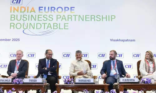 అందరి చూపు విశాఖ వైపే.. సీఐఐ సమ్మిట్ పై కొనసాగుతున్న ఉత్కంఠ