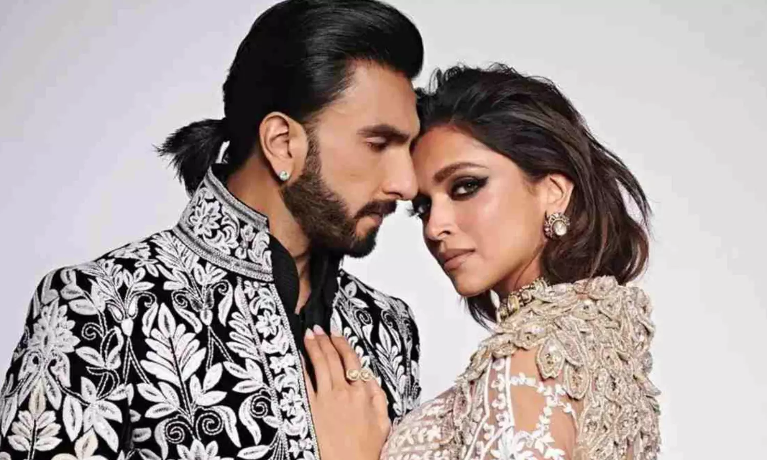 4 ఏళ్ల తర్వాత మళ్లీ జతకట్టబోతున్న స్టార్ కపుల్..