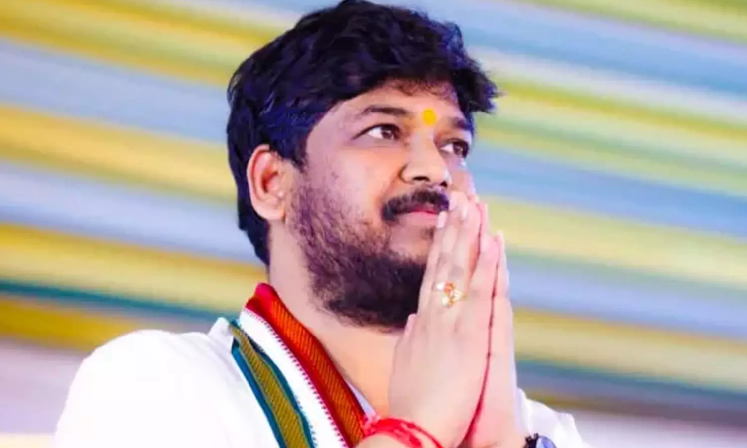 యూసుఫ్‌గూడ బ‌స్తీ పిల్ల‌డు..ఎమ్మెల్యే అయిండు..తండ్రి కోరిక తీర్చిండు