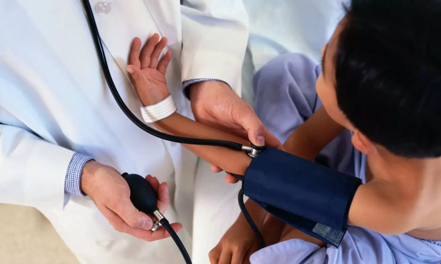 పిల్లల్లో బీపీ రేటు రెట్టింపు... కారణాలు, పరిష్కారాలూ ఇవే!