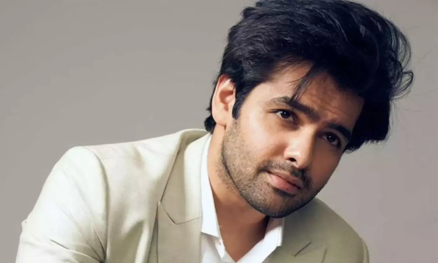 రామ్ తో అతను ఫిక్స్.. సూపర్ క్రేజీ కాంబో..!