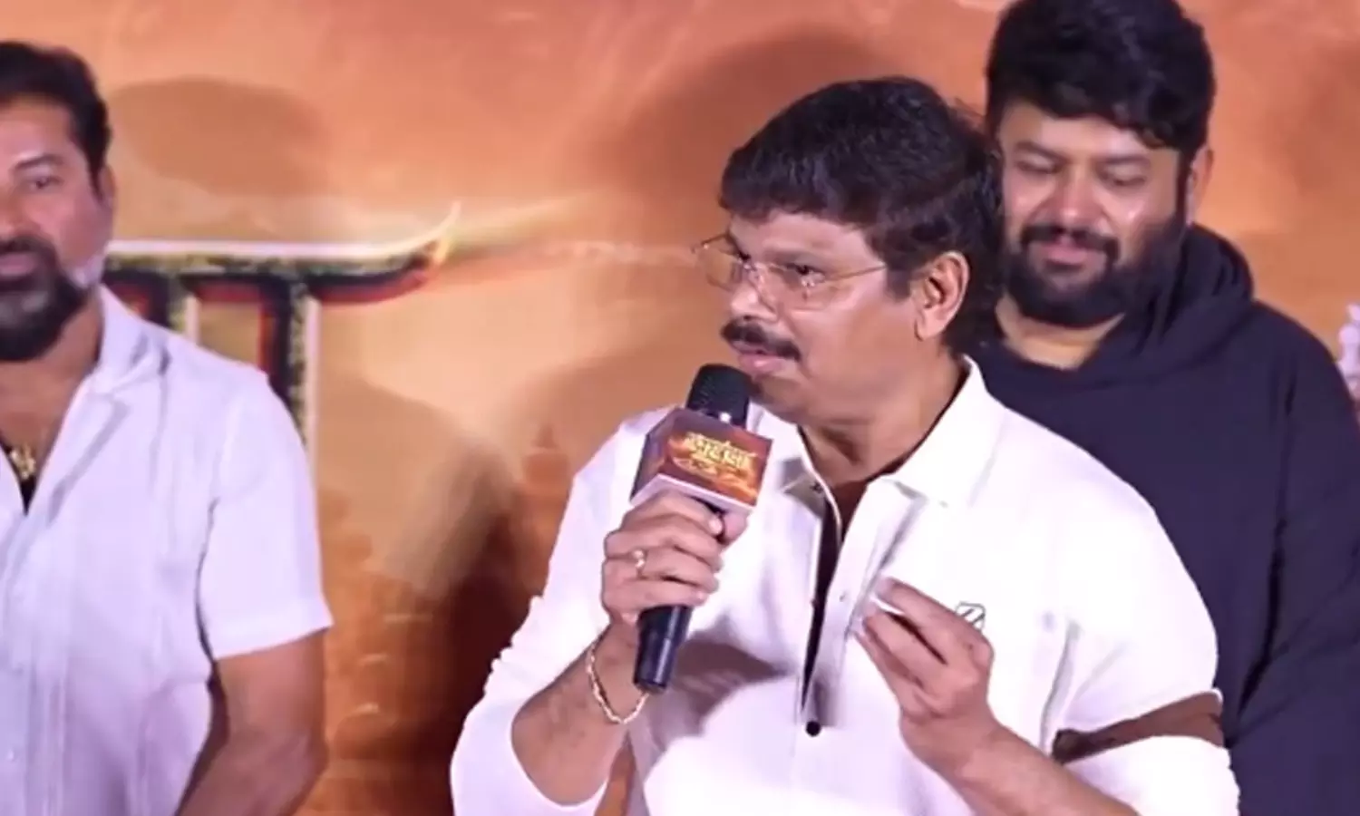 అఖండ-2 సినిమా కాదు.. ఇండియా ఆత్మ!-బోయపాటి అఖండ-2 సినిమా కాదు.. ఇండియా ఆత్మ!-బోయపాటి