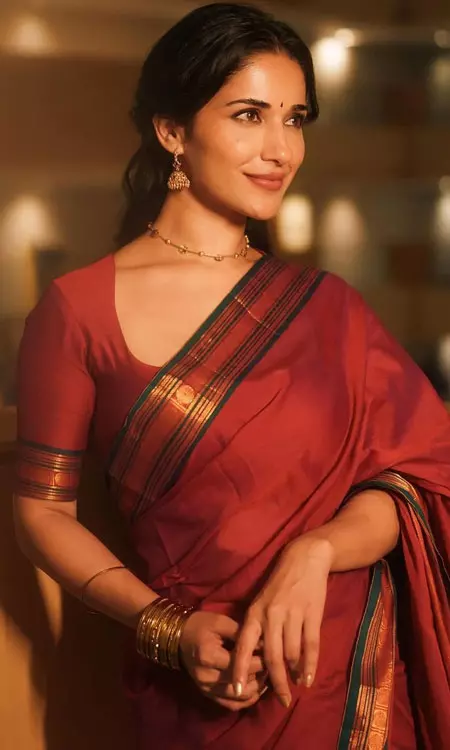 Ruhani Sharma’s Timeless Traditional Glow