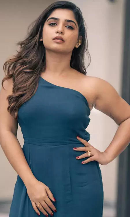 Kerala Beauty Gouri G Kishan Sets Internet Ablaze with Chic Blue Jumpsuit