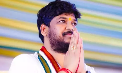 యూసుఫ్‌గూడ బ‌స్తీ పిల్ల‌డు..ఎమ్మెల్యే అయిండు..తండ్రి కోరిక తీర్చిండు