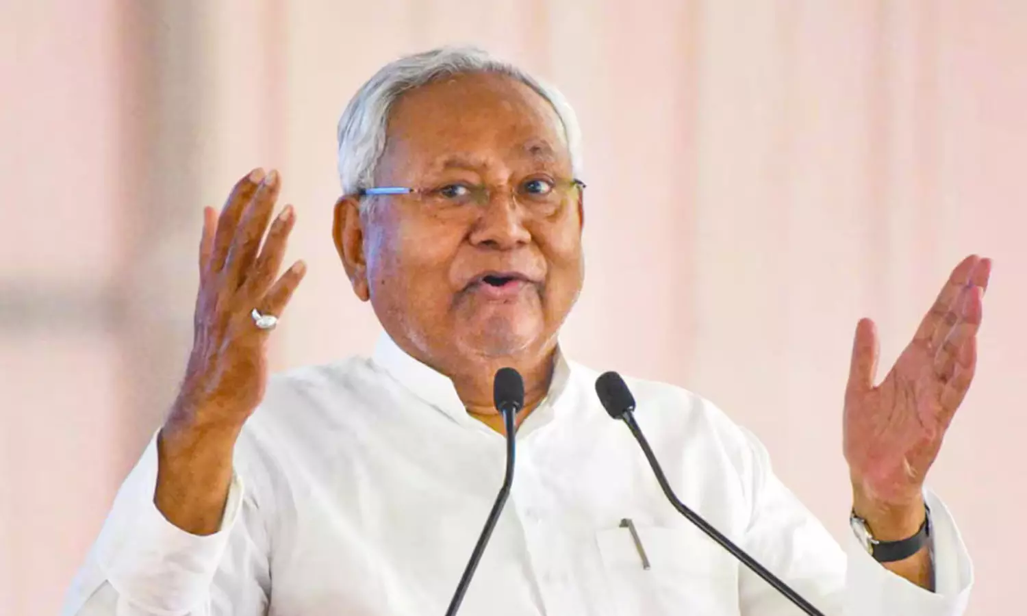 ఒకసారి ఎమ్మెల్యే, ఆరు సార్లు ఎంపీ.. 20 ఏళ్లుగా సీఎం ఇలా సాధ్యం..!