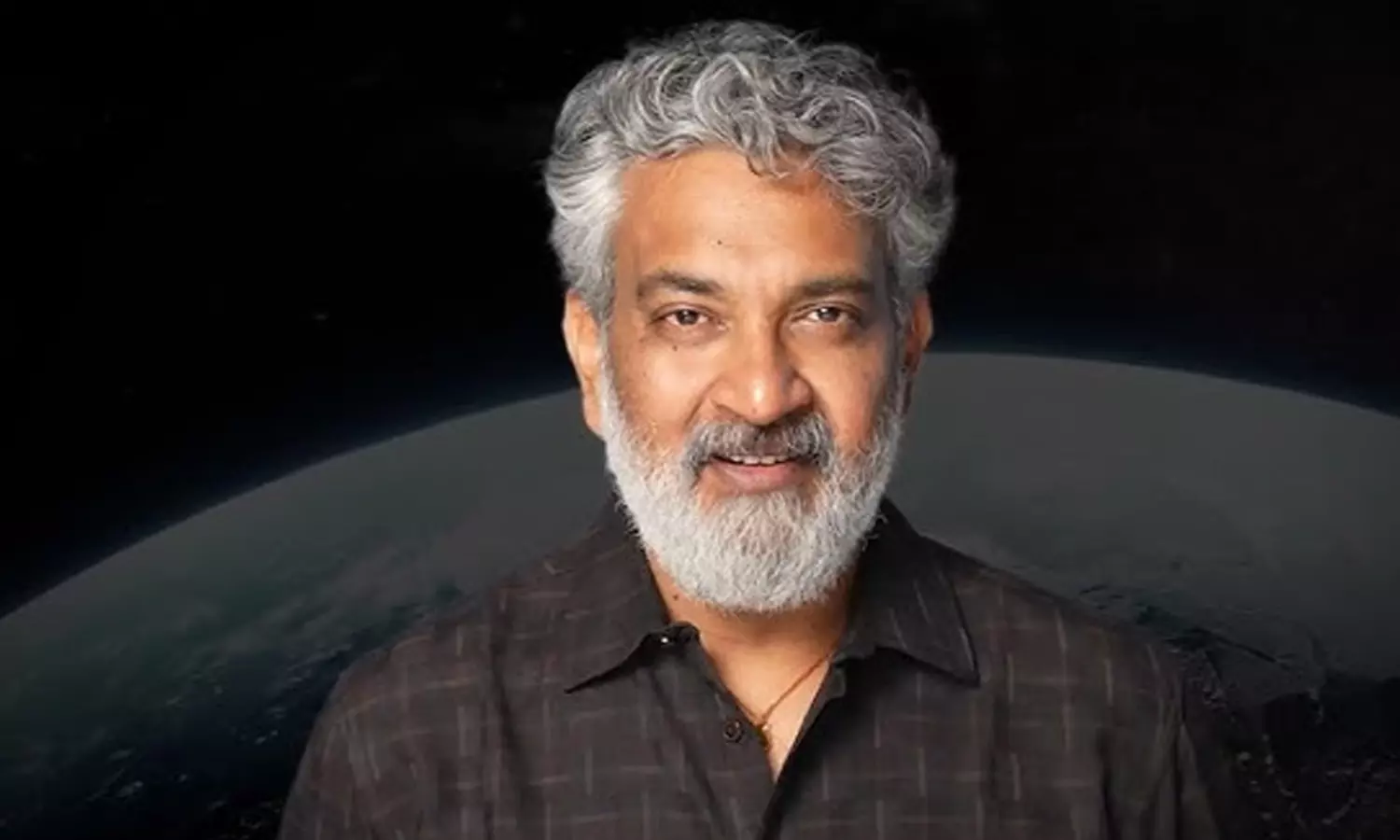 16 ఏళ్ల నిరీక్షణ.. మాట నిలబెట్టుకున్న జక్కన్న 16 ఏళ్ల నిరీక్షణ.. మాట నిలబెట్టుకున్న జక్కన్న