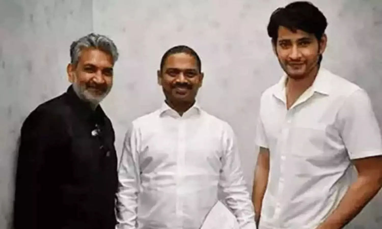 #GlobeTrotterEvent - 15 ఏళ్ల క్రితం రాజమౌళి-మహేష్ను కలిసాను: కె.ఎల్.నారాయణ #GlobeTrotterEvent - 15 ఏళ్ల క్రితం రాజమౌళి-మహేష్ను కలిసాను: కె.ఎల్.నారాయణ