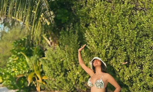 Prakriti Pavani Shines in Stunning Photo Series