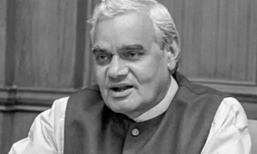 లాలూ కోటలను కూల్చేసిన వాజ్ పేయి పవర్ ఫుల్ డైలాగ్