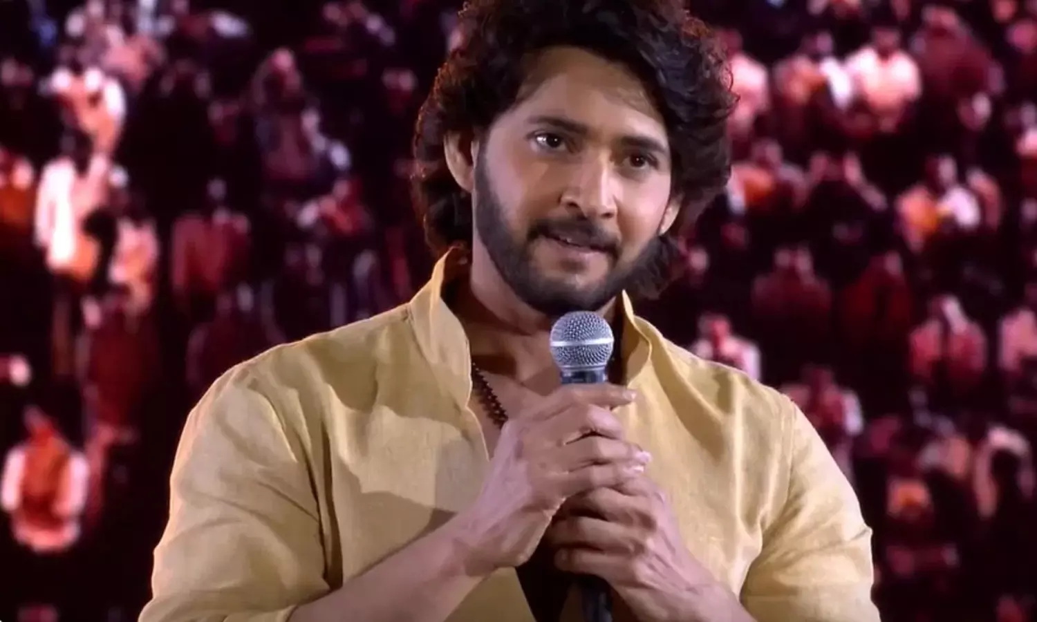 బులుగు చొక్కా.. మహేష్ బాబు టైమింగ్ తో కొట్టేస్తాడంతే..!