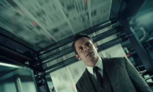 స్టీవ్ జాబ్స్ బ‌యోపిక్‌లా క్యూరియాసిటీ పెంచే ఇంక్