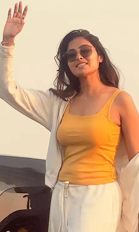 Divi Vadthya Sets Social Media Ablaze With Latest Photoshoot