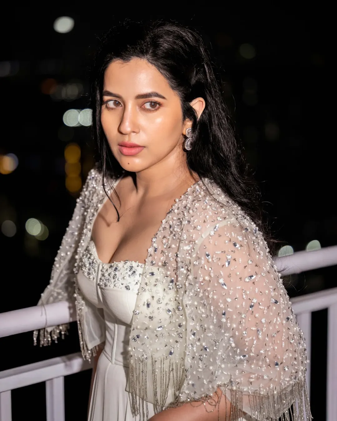 Komalee Prasad Radiates Elegance in White: A Star Wrapped in Stardust