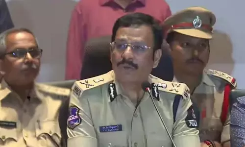 గాడ్ ఫాదర్ టు ఓజీ... ఐబొమ్మపై సీపీ సజ్జనార్  సంచలన వ్యాఖ్యలు!