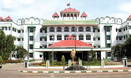 పెళ్లికి ముందు రిలేషన్ పై మదురై హైకోర్టు వ్యాఖ్యలు.. తర్వాతేమైందంటే?