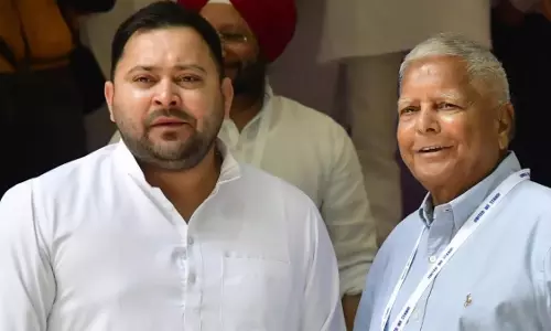 సీఎం కావాలనుకున్న తేజస్వి వైరాగ్యం..లాలూ ఏం చెప్పారంటే ?