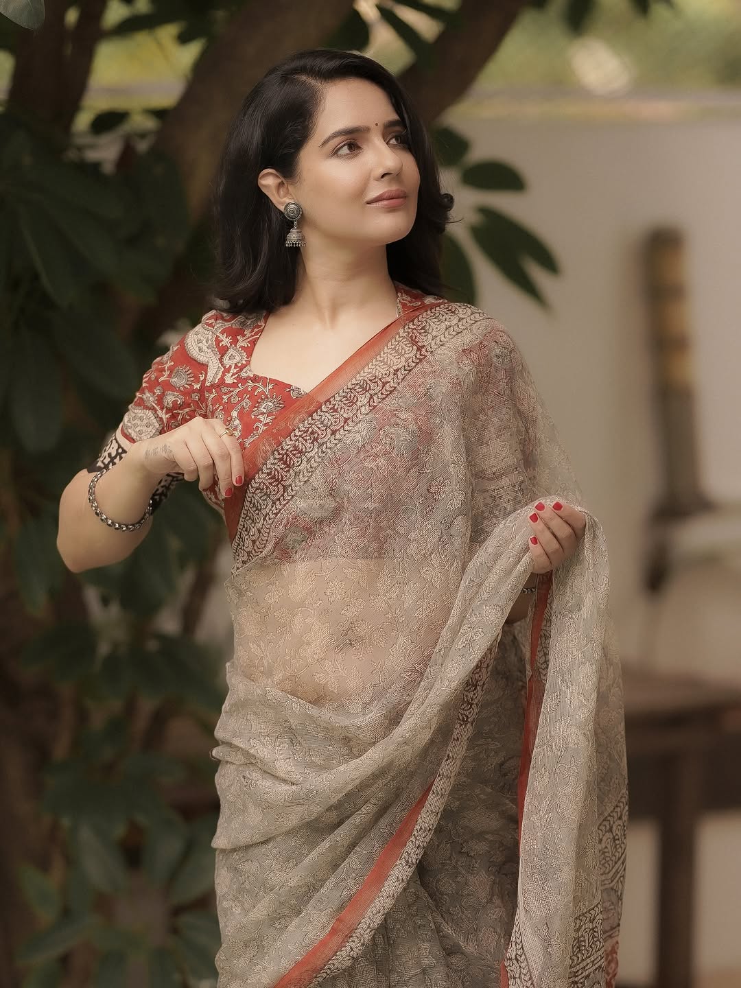 1018487-58303553318548039077052091565722