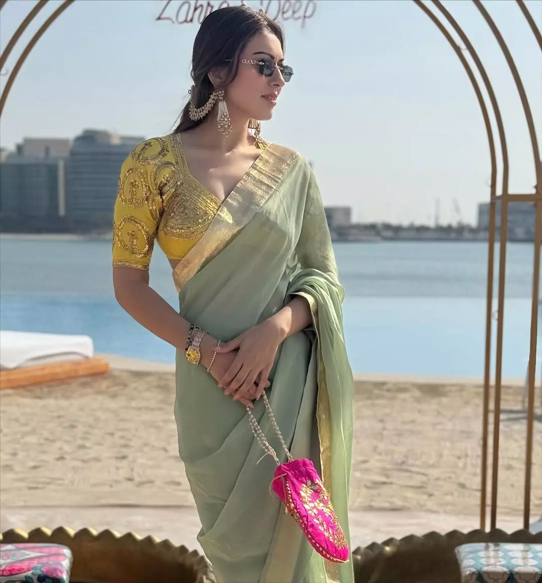 1018718-58330551118541941964012306145539