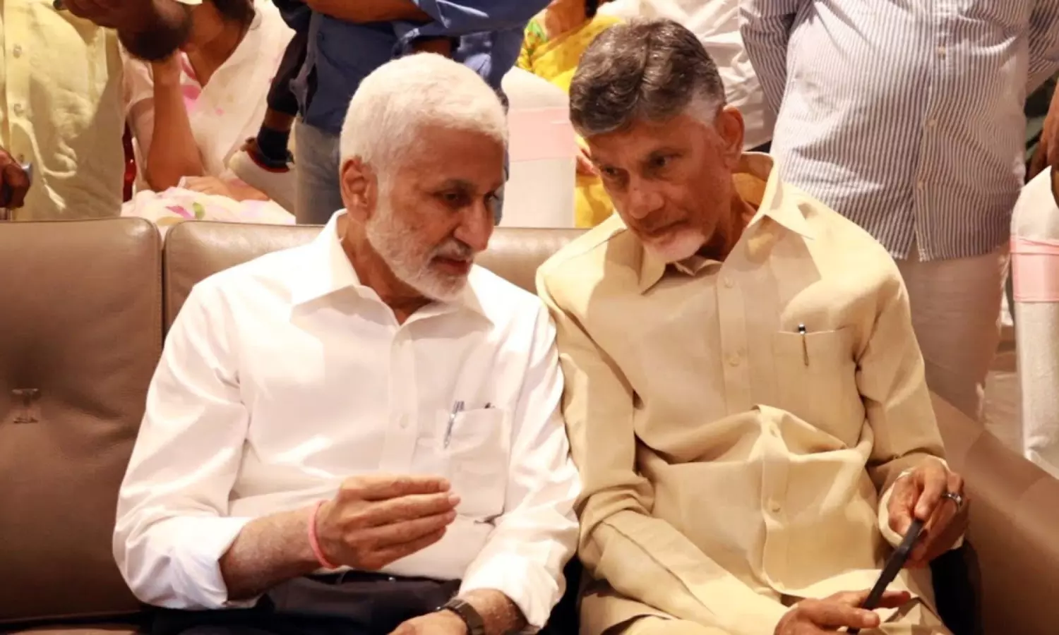 బాబు కు సాయిరెడ్డి సజెషన్స్...ఇంట్రెస్టింగ్ !