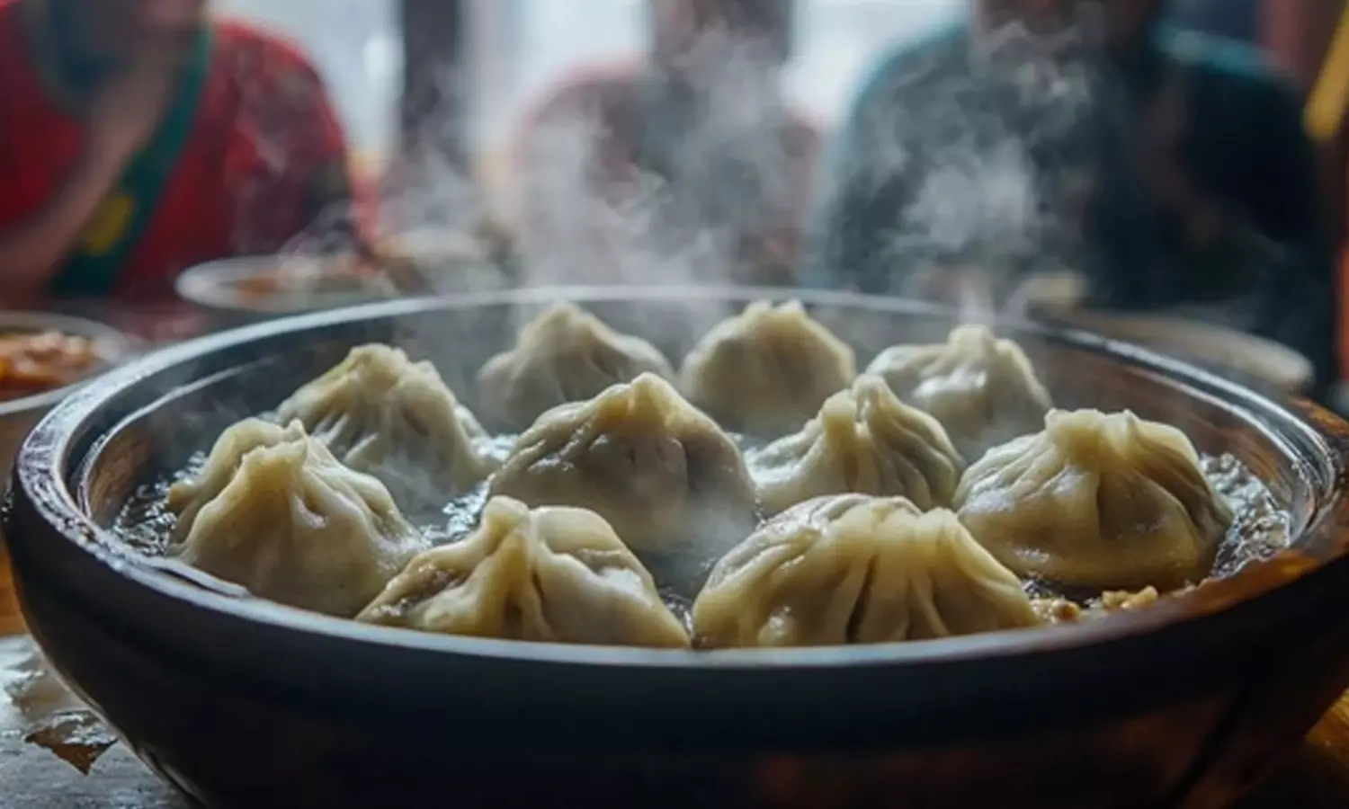 స్ట్రీట్ ఫుడ్ స్టాల్తో నెలకు రూ.31 లక్షలు... ఐటీ ఉద్యోగం అవసరమా? స్ట్రీట్ ఫుడ్ స్టాల్తో నెలకు రూ.31 లక్షలు... ఐటీ ఉద్యోగం అవసరమా?