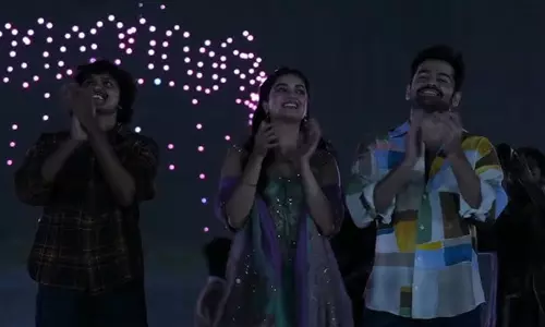 ఆకాశంలో ఆంధ్ర కింగ్ షో.. టాలీవుడ్లో ఫస్ట్ టైమ్ ఇలా.. ఆకాశంలో ఆంధ్ర కింగ్ షో.. టాలీవుడ్లో ఫస్ట్ టైమ్ ఇలా..