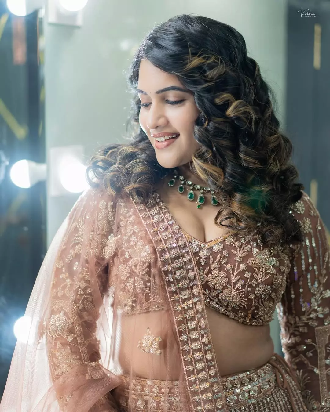 Sravanthi Chokkarapu Looks Adorable For Andhra King Taluka