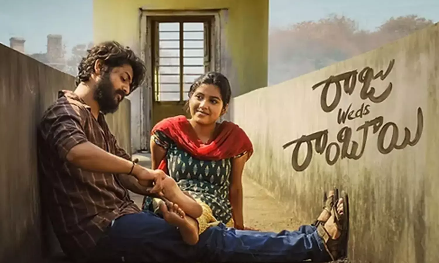 ఐ బొమ్మ రవి అరెస్టు వేళ.. భారీగా ఆ మూవీ టికెట్ ధరల తగ్గింపు