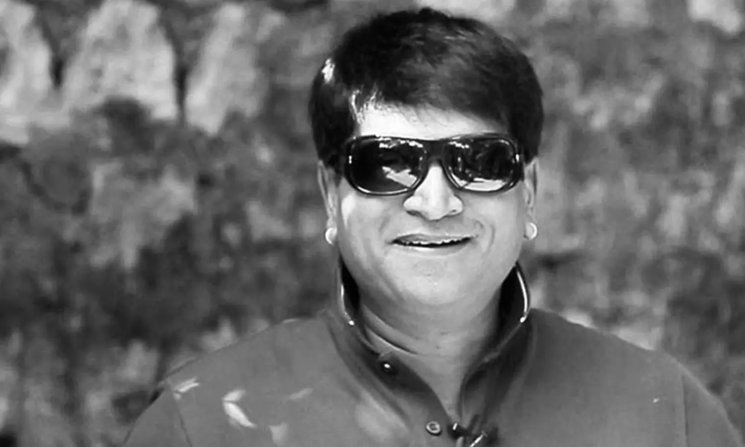 సినిమా హిట్‌... దర్శకుడికి తిట్లు..!