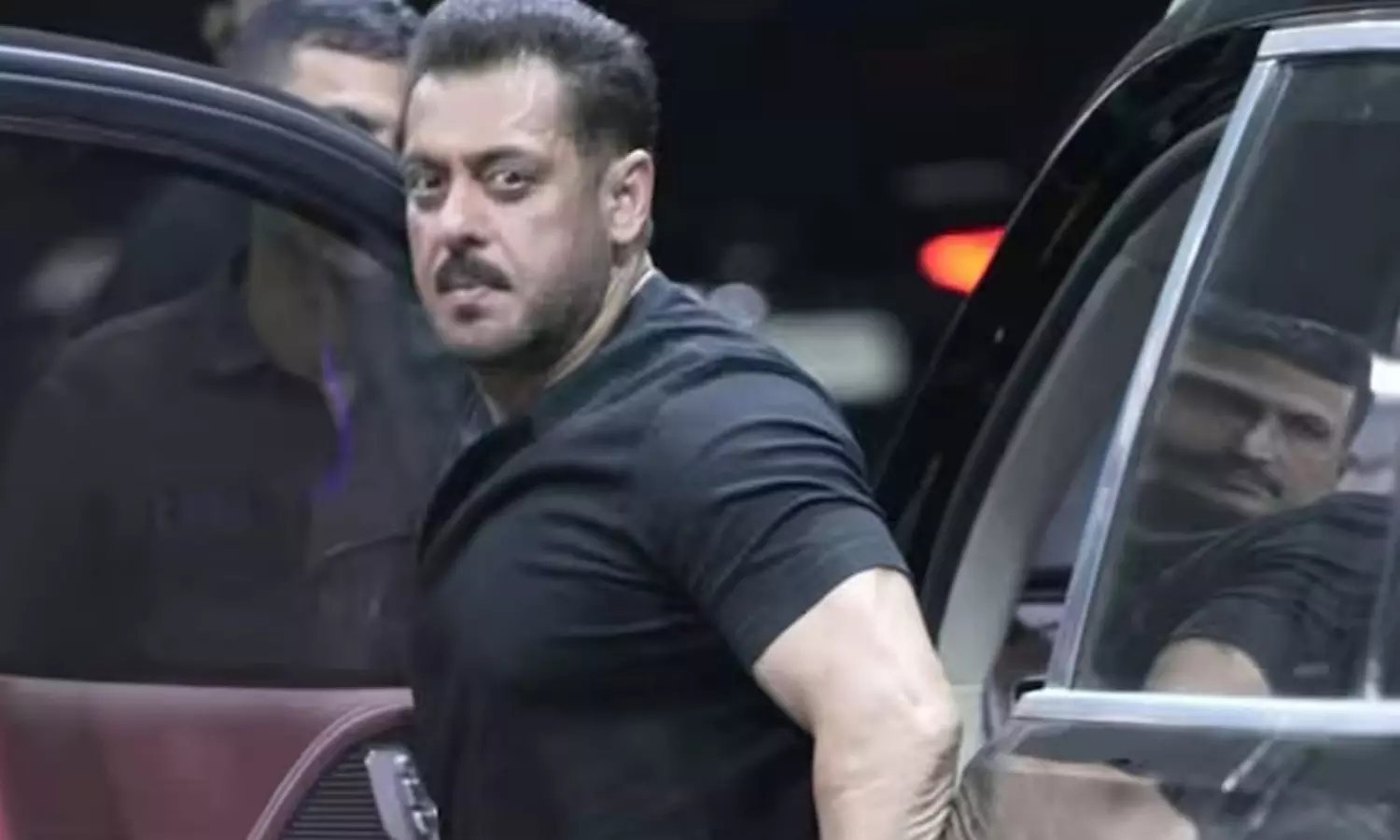 హీరో గారి ఫుడ్‌ ట్రక్‌ వివాదం... అబ్బే అదేం లేదు!