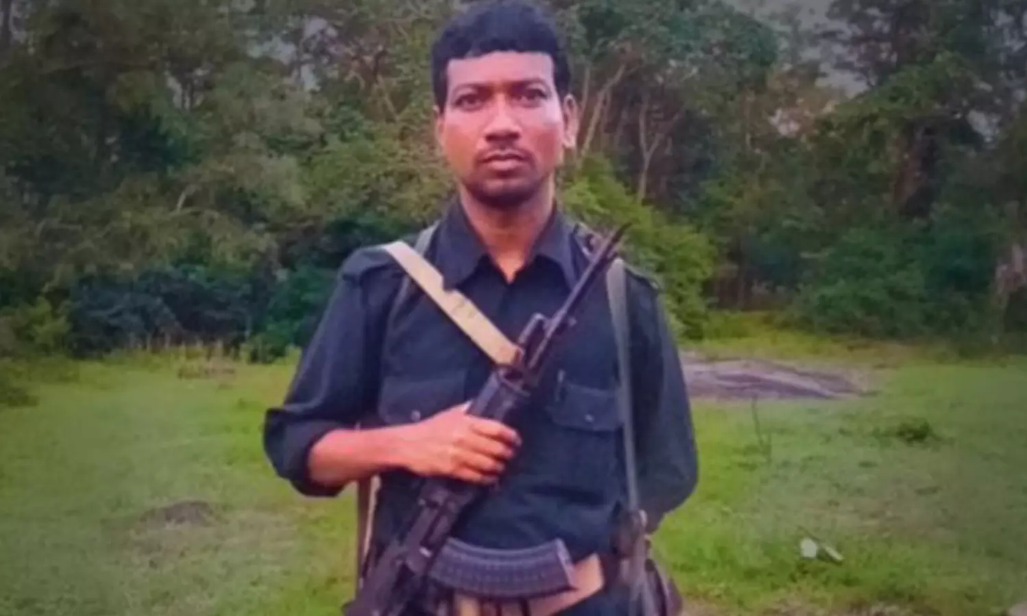 హిడ్మా ఊళ్లో ఇంటికో మావోయిస్టు.. 50 ఇళ్లలో 90 మంది మావోయిస్టులే.. హిడ్మా ఊళ్లో ఇంటికో మావోయిస్టు.. 50 ఇళ్లలో 90 మంది మావోయిస్టులే..