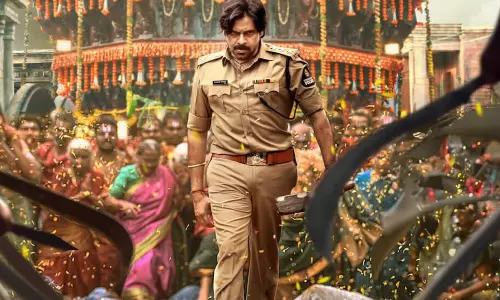 ఏప్రిల్లో ఉస్తాద్ భగత్ సింగ్ ఏప్రిల్లో ఉస్తాద్ భగత్ సింగ్