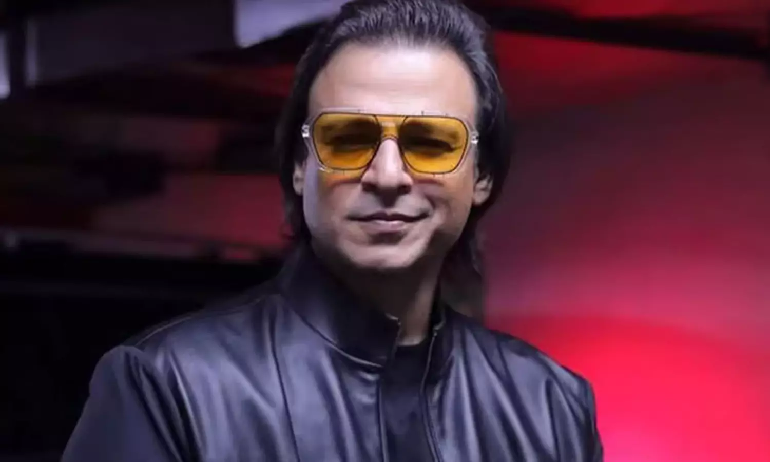 షారూఖ్నే కాదు చిరంజీవిని మర్చిపోతారు! షారూఖ్నే కాదు చిరంజీవిని మర్చిపోతారు!