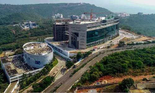 విశాఖ ఐటీ హబ్ లో కాగ్నిజెంట్.. ఐటీ హిల్స్ లో ఆఫీసు రెడీ!