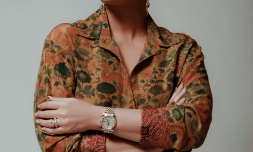 Kareena Kapoor Khan Stuns in Playful Print-On-Print Fall Look