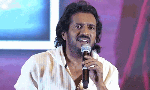 తెలుగు సినిమా రిలీజైతే క‌న్న‌డ పోస్ట‌ర్లు వేయాలా?