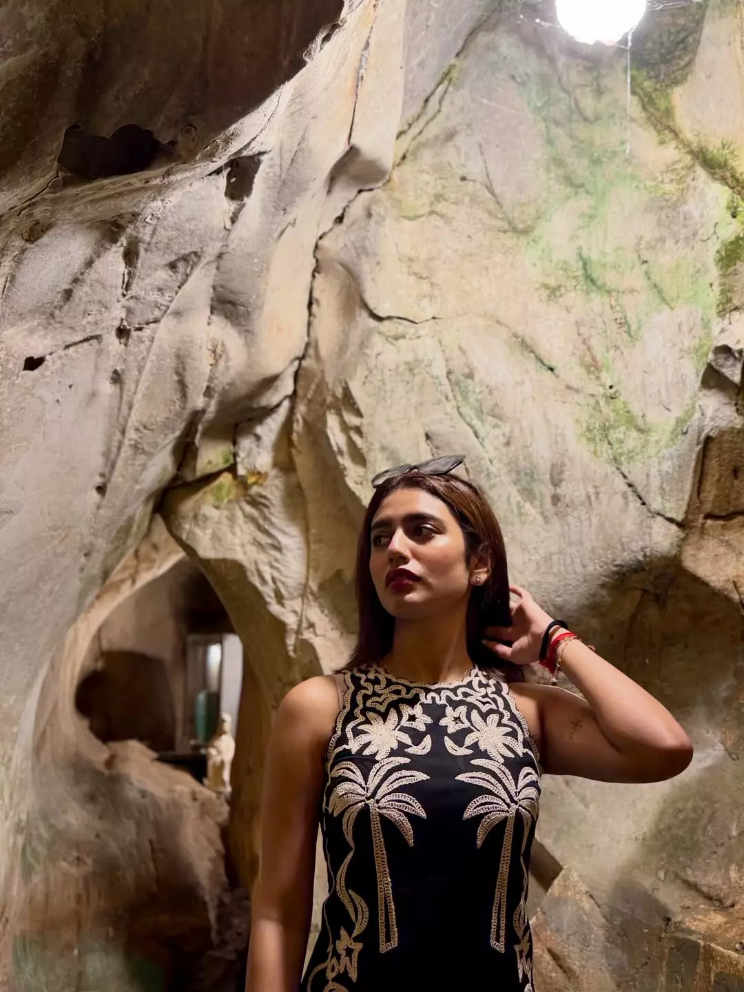 priya prakash varrier wows in black mini dress at coconut caves