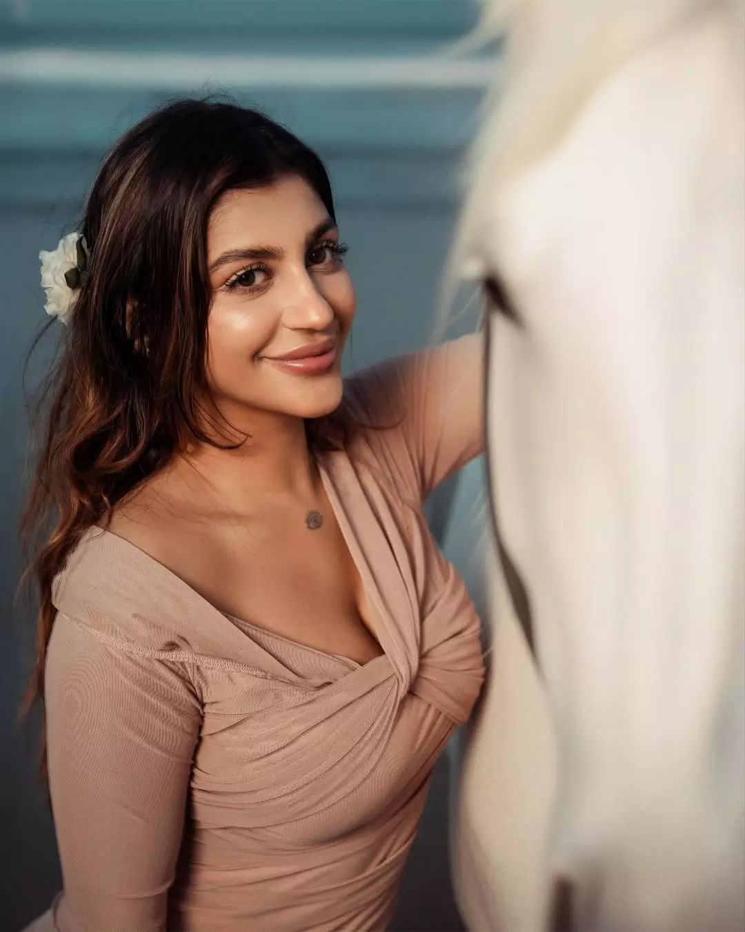 yashika aannand stuns in golden hour photoshoot with white horse yashika aannand stuns in golden hour photoshoot with white horse