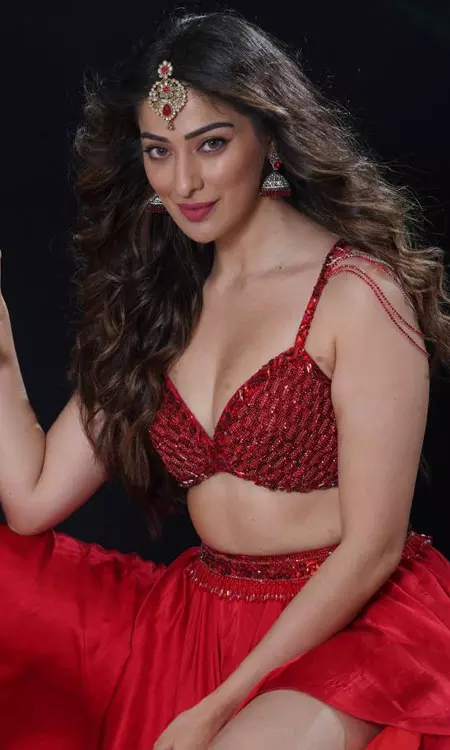 South Indian Star Raai Laxmi Radiates Elegance in Red