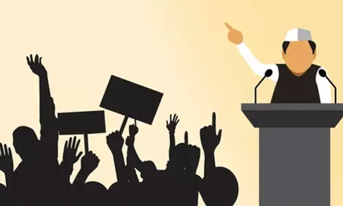 తెలంగాణ రాజకీయాల్లోకి వచ్చేసిన రప్ప.. రప్ప ప్రచారం