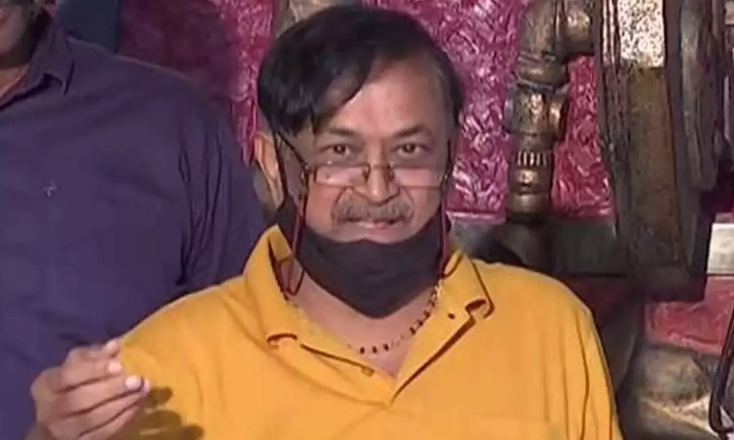 ఐబొమ్మ రవి తెలివితేటల్ని వాడుకోండి: సీవీఎల్