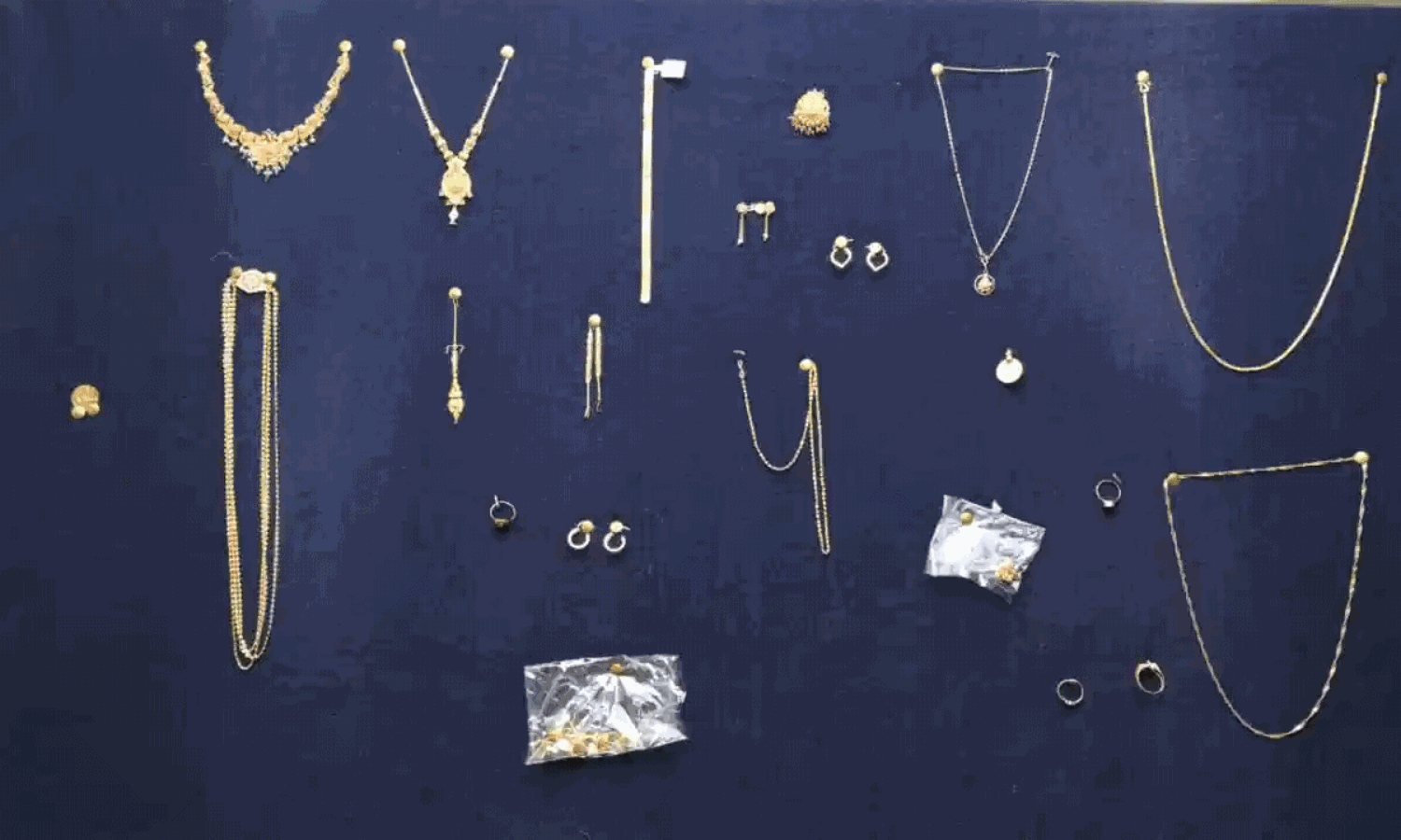 వామ్మో వీడు మామూలు దొంగ కాదు.. 60 సార్లు జైలు, 218 చోట్ల చోరీలు!! వామ్మో వీడు మామూలు దొంగ కాదు.. 60 సార్లు జైలు, 218 చోట్ల చోరీలు!!